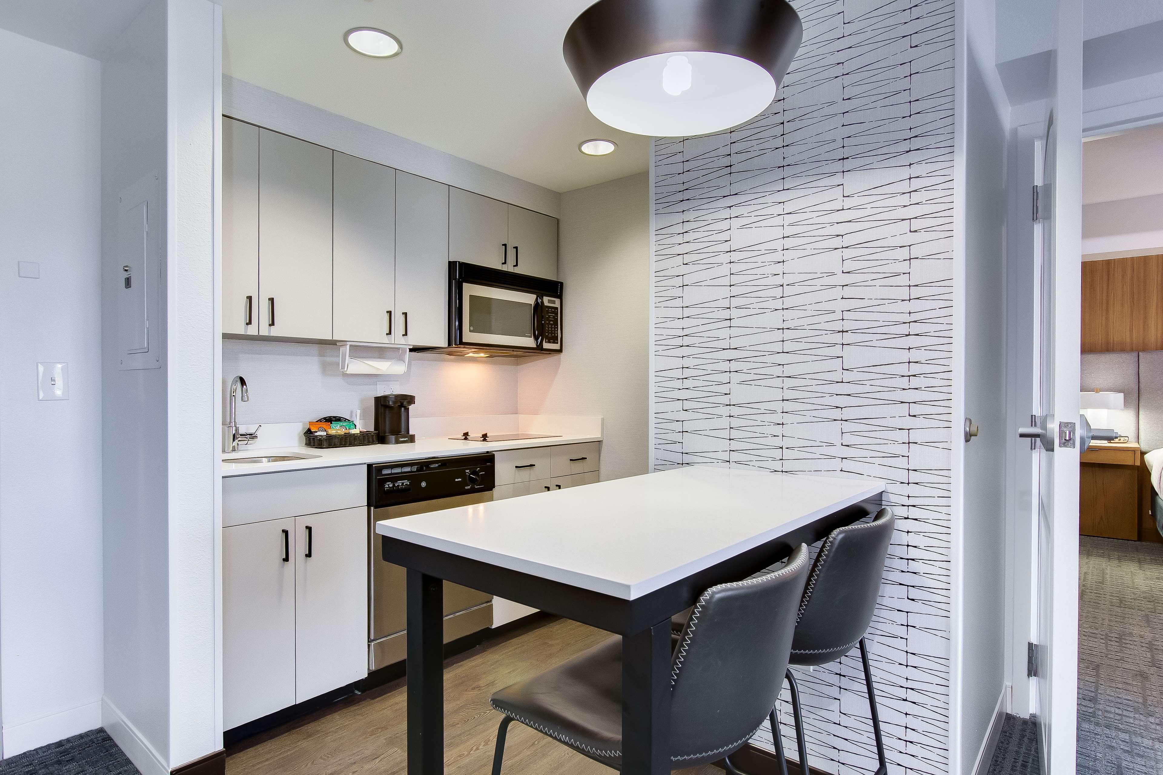Homewood Suites By Hilton Louisville-East מראה חיצוני תמונה
