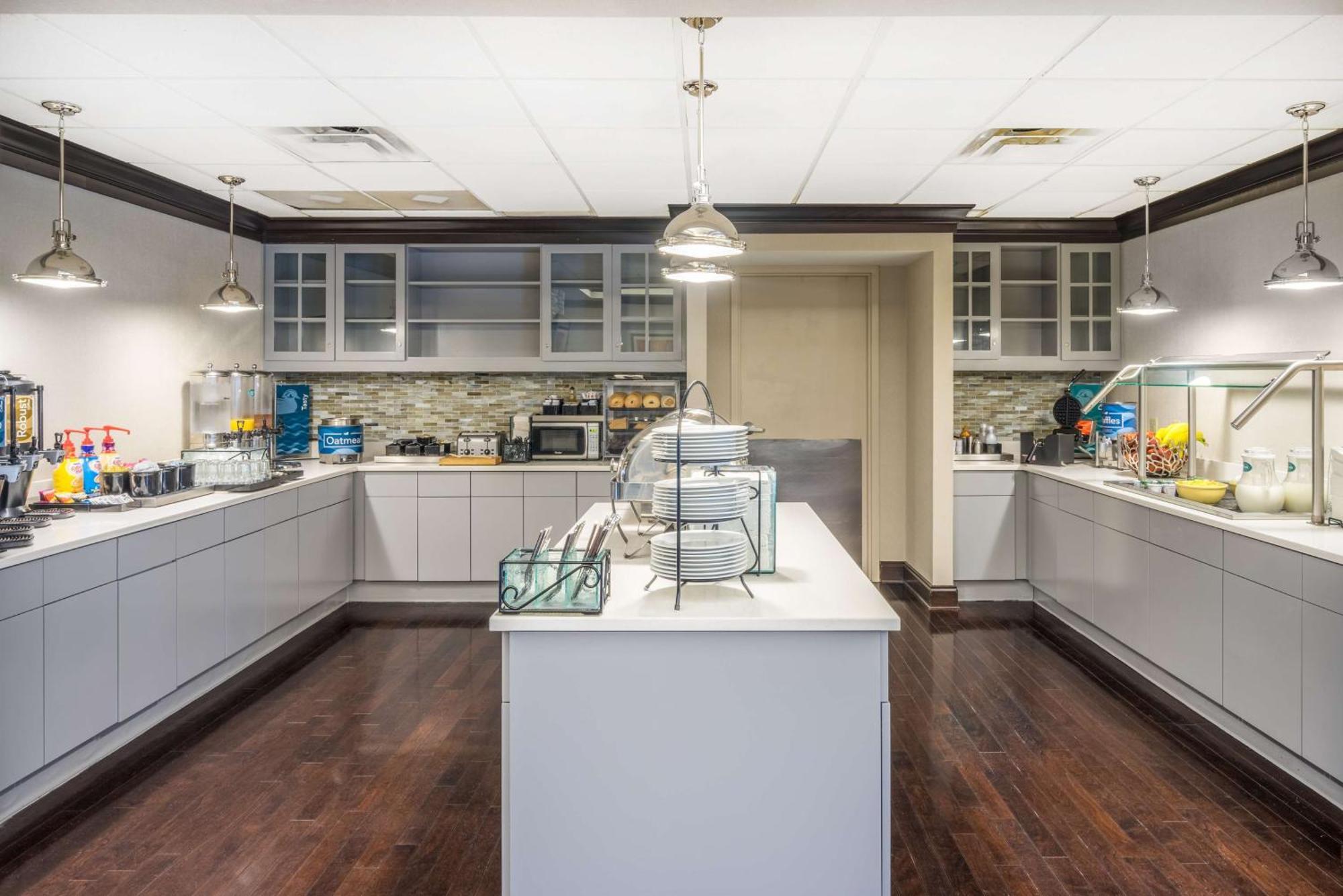 Homewood Suites By Hilton Louisville-East מראה חיצוני תמונה